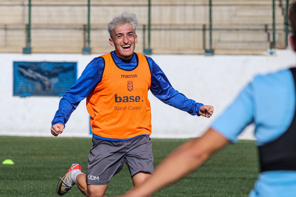 UDMelilla's tweet photo. 𝐄𝐔𝐅𝐎𝐑𝐈𝐀 🥳

#DeTodaLaVida @melilla_deporte https://t.co/jRCXyGFJRq