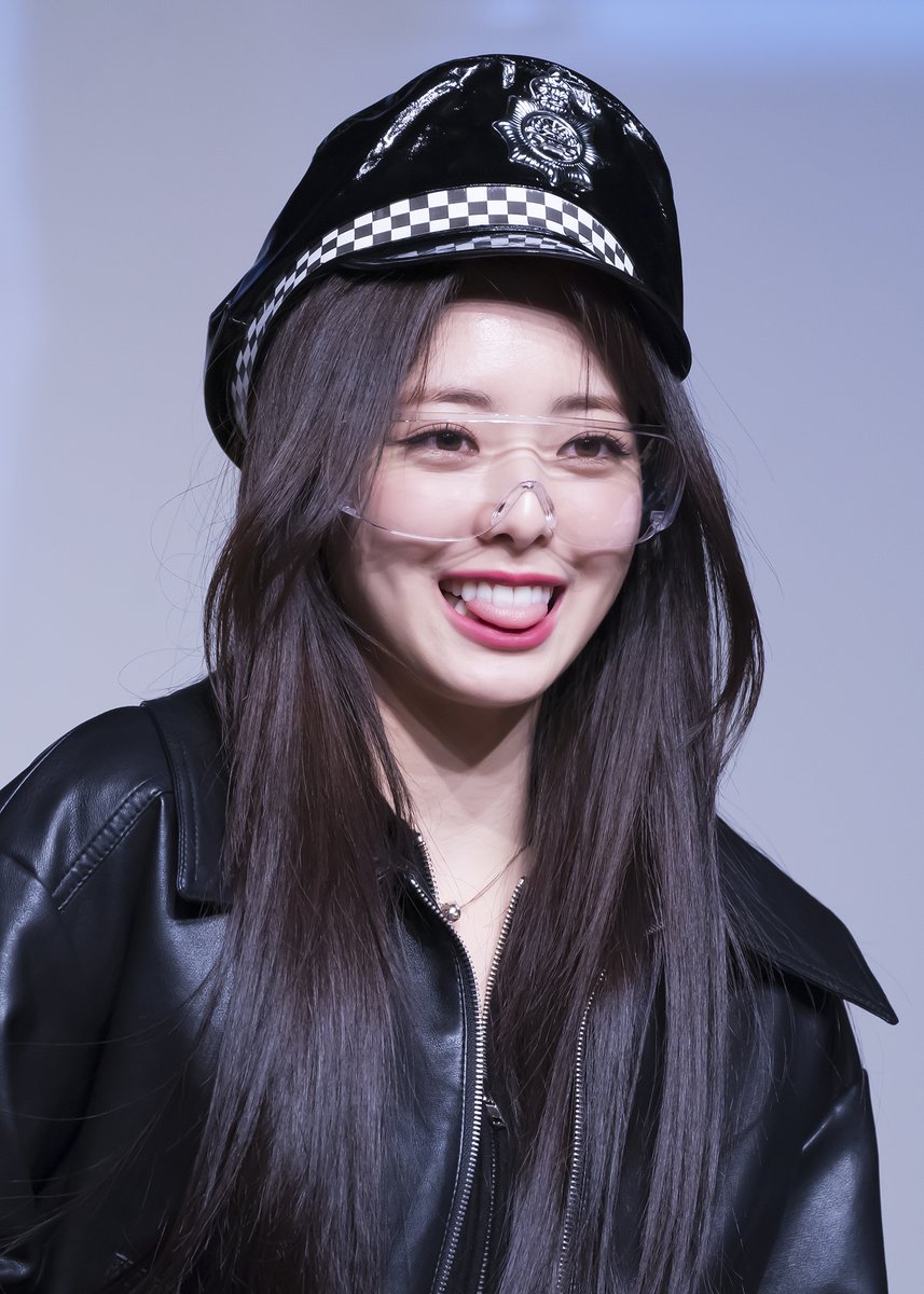 빈털터리 tweet media