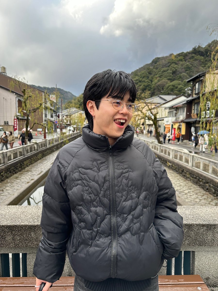 kazashi_ganmi's tweet photo. Happy New Year✌️ https://t.co/g2Xr2jwFUJ