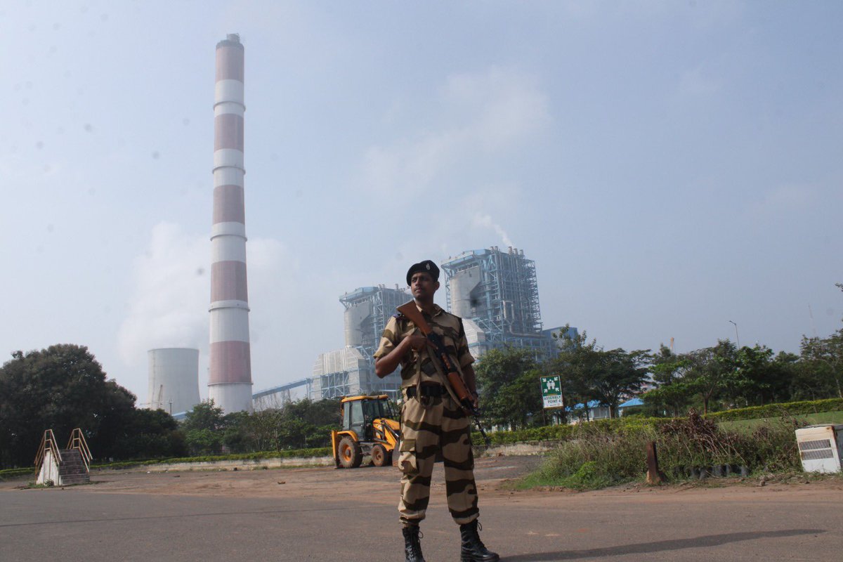 CISFSouth's tweet image. Guarding thermal power plants is vital for our nation&apos;s energy security.The CISF is dedicated to ensuring their safety and reliability. 

Our commitment fuels the backbone of India’s energy infrastructure! 
 #CISF #ProtectionandSecurity  @CISFHQrs