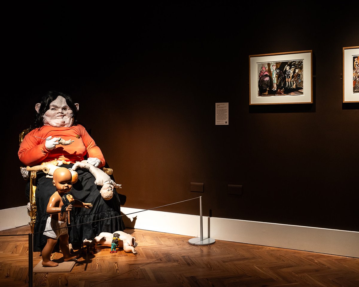 victoriamiro's tweet image. Last chance to see Uncanny Visions: Paula Rego and Francisco de Goya at the @Holburne Museum, Bath. The exhibition presents Rego's complete Nursery Rhymes alongside Goya's Los Disparates (The Follies). Closes Sunday 5 January: holburne.org/coming-soon-pa…