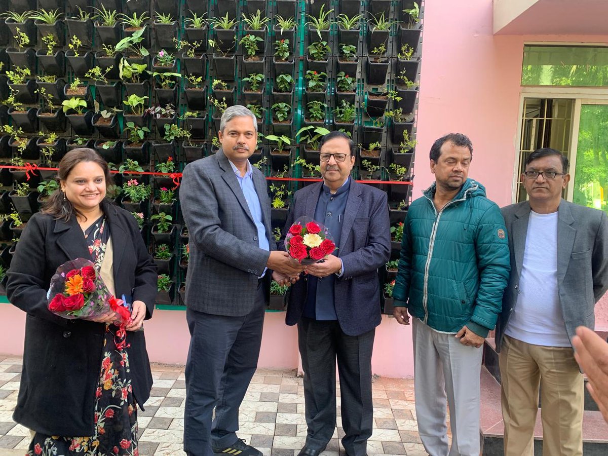 CSIR Floriculture Mission (@csirflori) on Twitter photo Under CSIR-Floriculture Mission, Phase II, on 03rd January 2025 team CSIR-NBRI established a Vertical Garden in Jiwaji University, Gwalior in Madhya Pradesh. The garden was unveiled by Vice Chancellor Prof. (Dr.) Avinash Tiwari.
<a href="/akshasany/">Jagarnath Jai</a> Under CSIR-Floriculture Mission, Phase II, on 03rd January 2025 team CSIR-NBRI established a Vertical Garden in Jiwaji University, Gwalior in Madhya Pradesh. The garden was unveiled by Vice Chancellor Prof. (Dr.) Avinash Tiwari.
<a href="/akshasany/">Jagarnath Jai</a>