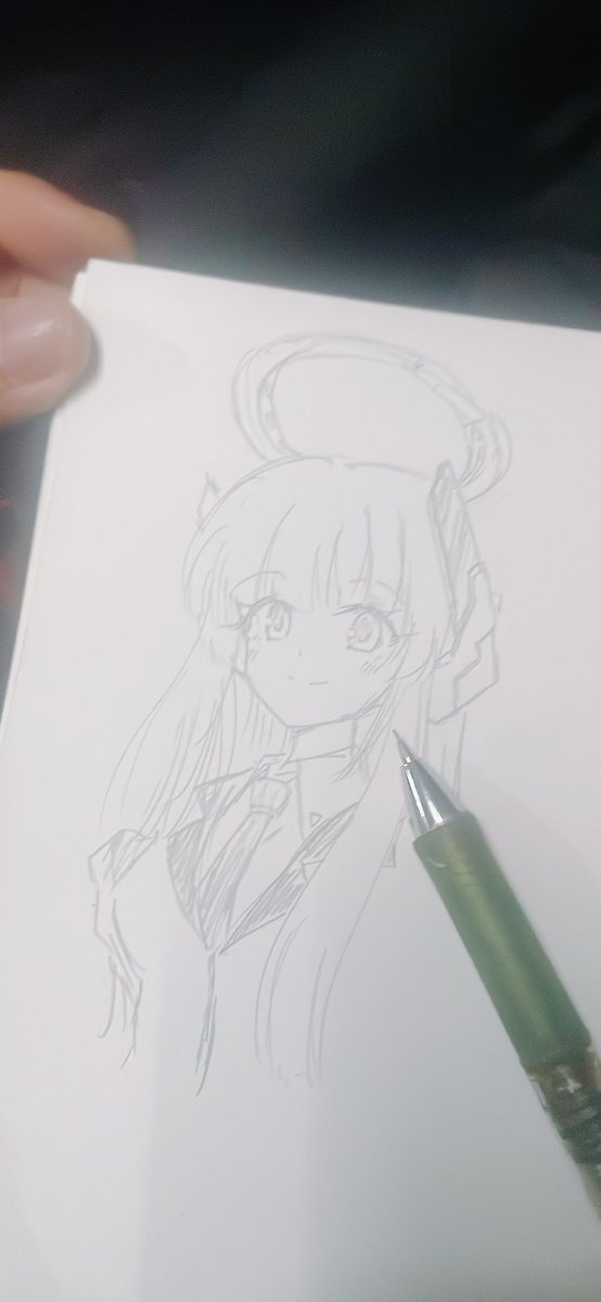 生塩ノア(ブルアカ) 「消灯で…ライトを消される前に少しでも…描くんだ… 」|舞調（ぶちょう）のイラスト