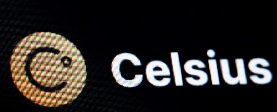 Crypto_and_co's tweet photo. Celsius vs FTX : la bataille continue ⚖️

Le 31 décembre, Celsius a fait appel de 2 décisions rejetant ses demandes d'indemnisation contre FTX, qu’elle accuse d’avoir précipité sa chute avec des "déclarations désobligeantes". 

L’enjeu ? Près de 2 milliards $ de dommages. 🍿 https://t.co/3o13D3PImc