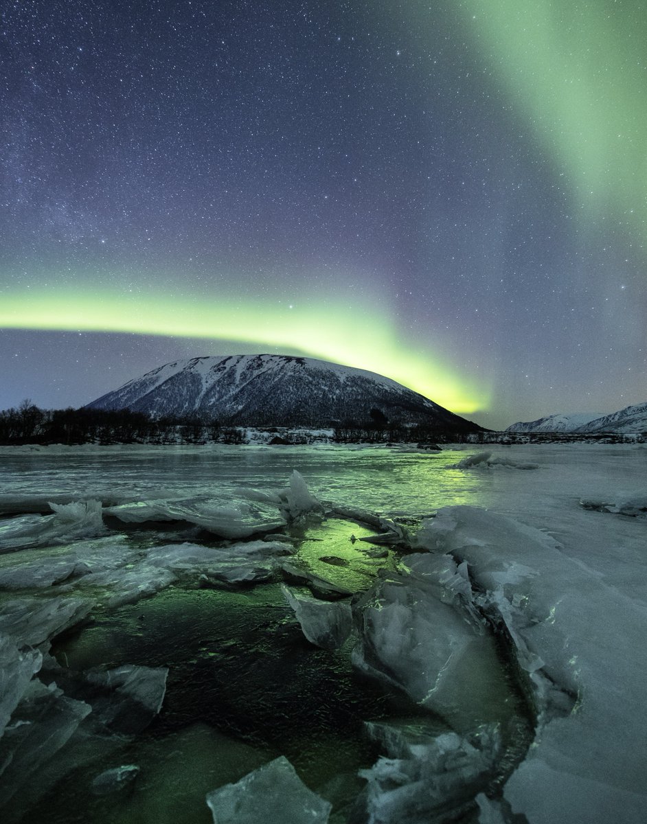 planingo_ai's tweet photo. Chasing the Northern Lights in Greenland? 🤩 Plan your epic adventure with PlaninGo! #PlaninGo #Aurora #Travel #NightSky https://t.co/gzNA16lLRs