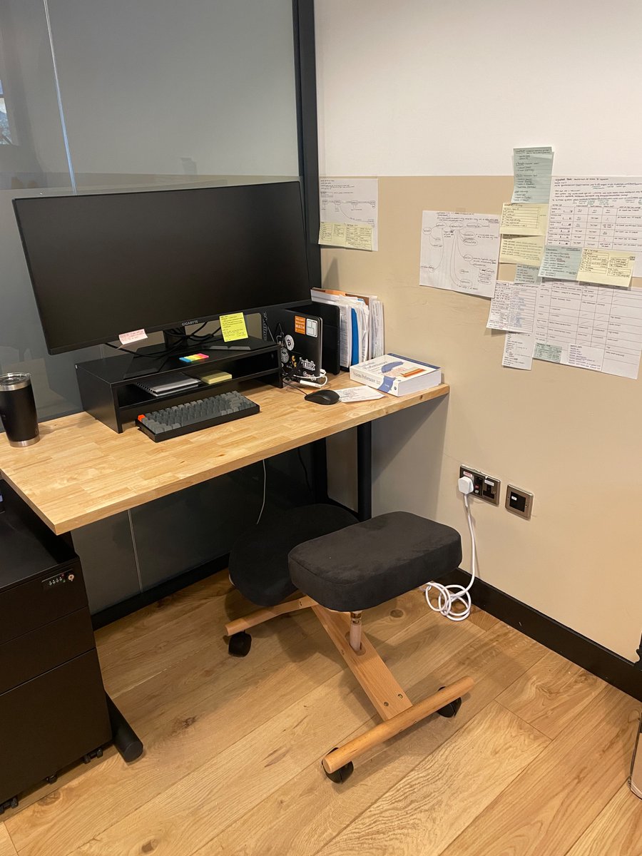 Today is my 4-year brinkieversary! <a href="/bitcoinbrink/">Brink</a> was my first job out of college, and I was its first dev 🫂 we grew up together.

I’m feeling sentimental today - this was my desk in the first London office, a 10ft x 10ft wework fishbowl. I was taping txout types and CTransaction
