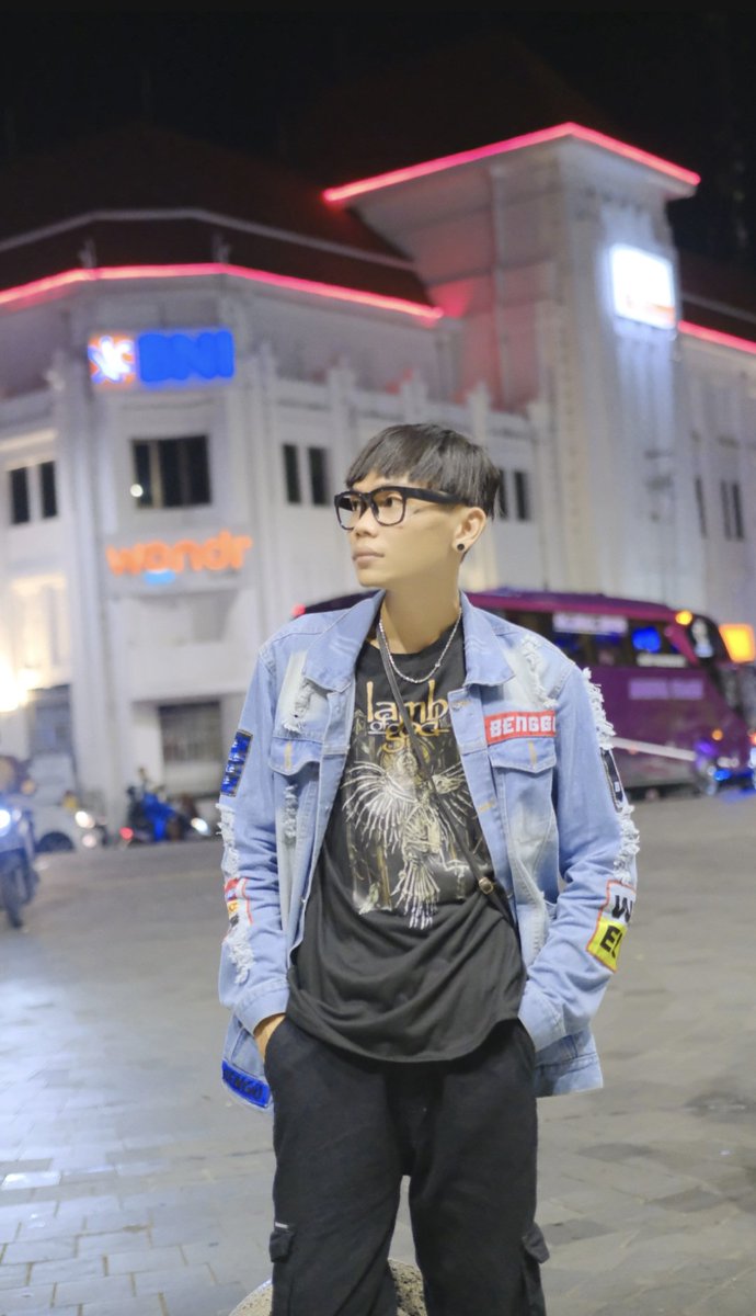 Deprimvp's tweet photo. JANUARY 4, 2025, Too many memories in the city of Yogyakarta, Indonesia. Thank you friends who always support the DEPRI MVP YouTube channel ,THANK YOU VERY MUCH https://t.co/s7vPZoPRol