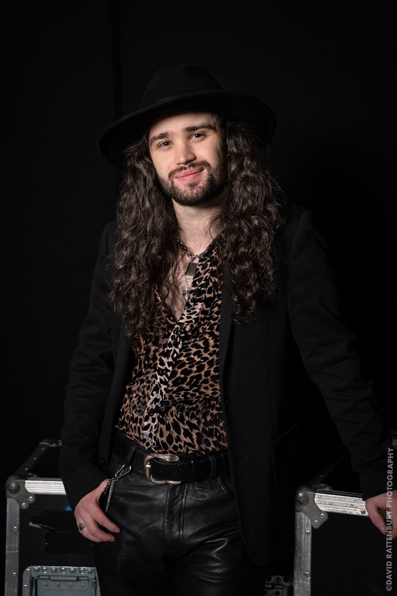 Dan Byrne (@danbyrne_) on Twitter photo Getting ready for a very exciting week ahead! Might just be brushing off the cobwebs and hitting the studio to put some new material down! ๐
Here's to a year of exciting shows, big news and BRAND NEW MUSIC! โก๏ธ๐ฅ
๐ธ: <a href="/daveyrocks/">David Rattenbury</a> Getting ready for a very exciting week ahead! Might just be brushing off the cobwebs and hitting the studio to put some new material down! ๐
Here's to a year of exciting shows, big news and BRAND NEW MUSIC! โก๏ธ๐ฅ
๐ธ: <a href="/daveyrocks/">David Rattenbury</a>