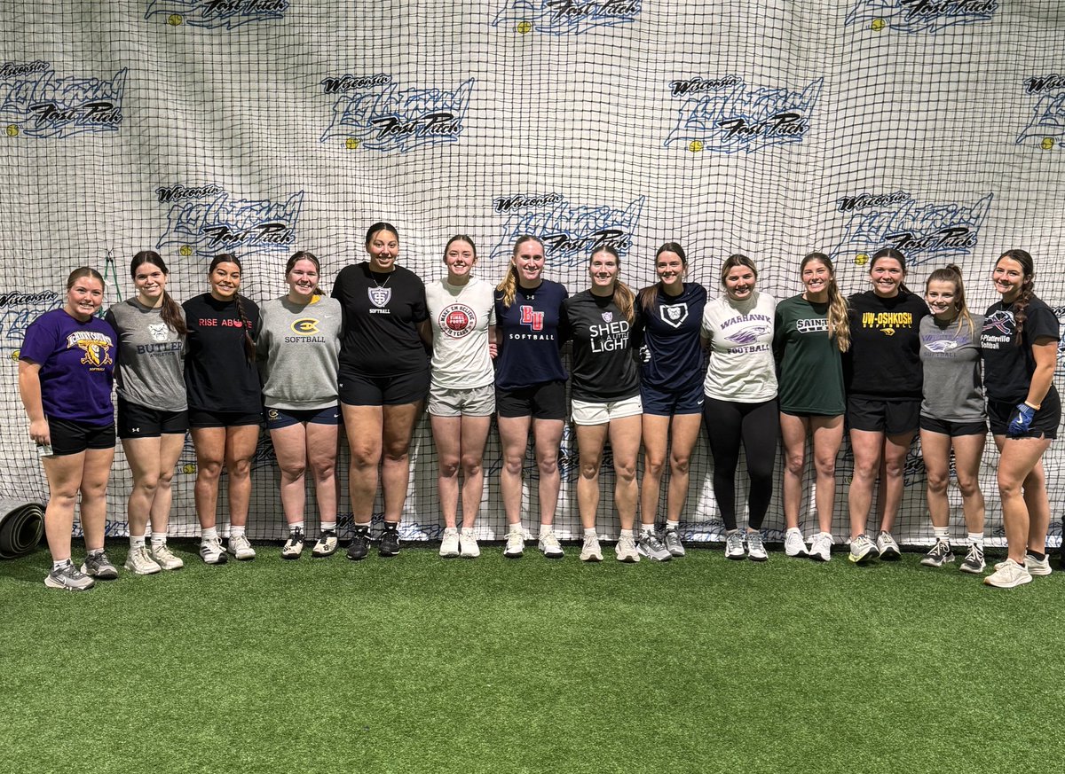 The bonds and work ethic you form when you play in an organization that each team practices together 2-3 per week is so special.  It was so great to see some of our college players come in last night to work hard and continue those building bonds. 

#LightningPride