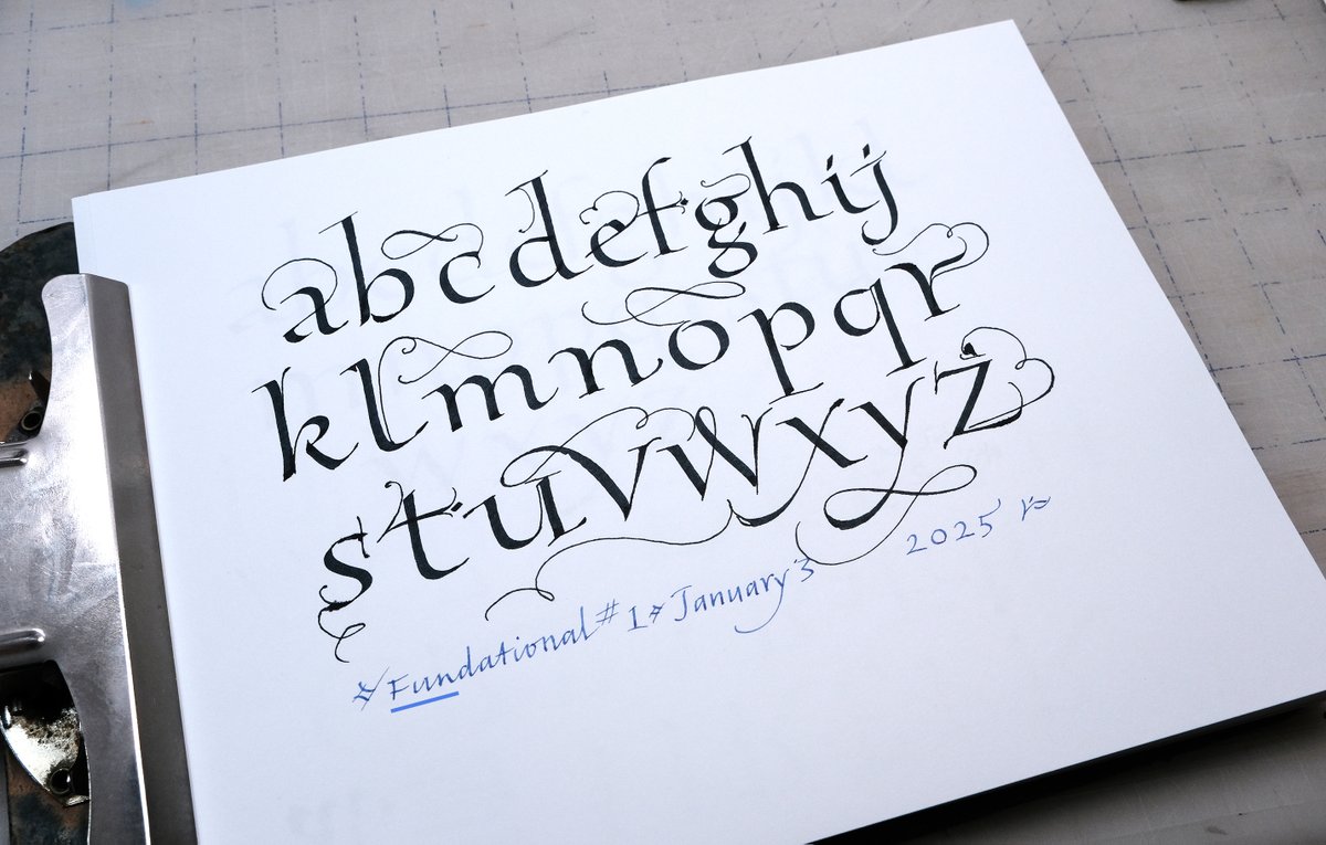Fun-dational#1
A fun calligraphic, minuscule alphabet. Written on my clipboard notes.

#instagram #archespaper #calligraphypractice #lettering #moderncalligraphy #calligraphy #artisticexpression #handwriting #typographylovers #workshop #handlettering #graphicdesign
