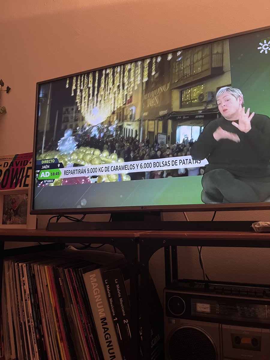 27 años llevando la magia a las casas de los andaluces! Orgullosa de formar parte del equipazo de <a href="/adirecto/">Andalucía Directo ❎</a> ! Felicidades !