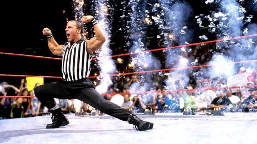 Karl_Townes's tweet photo. SEC refs whenever they get a chance to call a Kentucky game. https://t.co/1cFm2B62TH