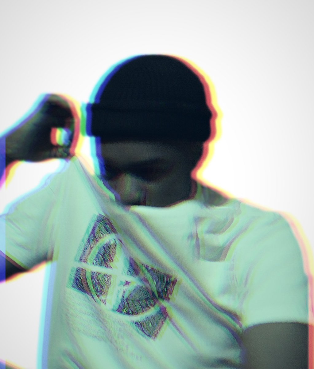 Kingluffa's tweet photo. “Vlone: Where individuality meets street culture.” https://t.co/51cWIW6pif