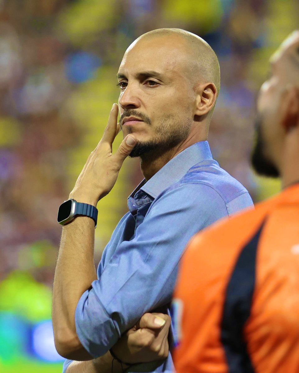 ✅ OFICIAL: David González acaba de firmar su contrato con <a href="/MillosFCoficial/">Millonarios FC</a>

Asistente 1: Alexander Becerra
Asistente 2: Carlos Giraldo
PF: Nicolás Ramírez