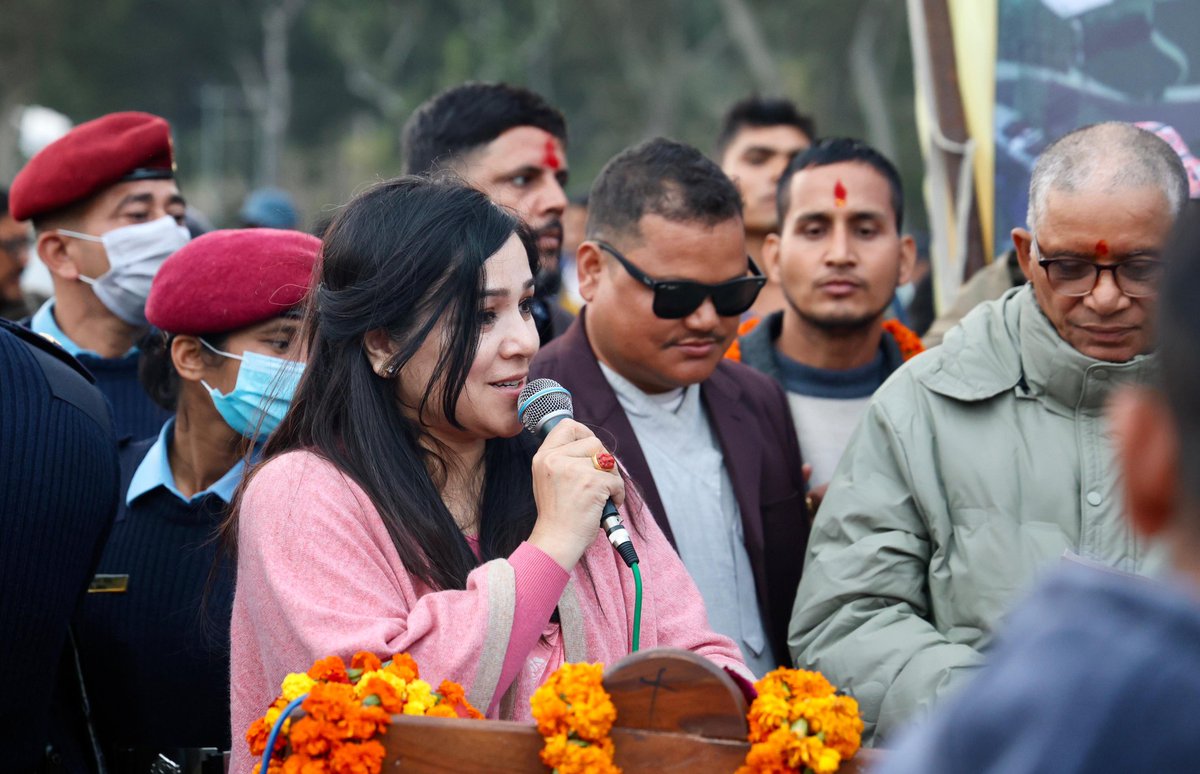 Cvaanee's tweet photo. मोफसलमा कार्यक्रम संचालन गर्दा प्राप्त हुने सांनिध्यको अनुभव सधैं गहिरो र अनौठो हुन्छ। यहाँको भीडको आत्मीयता, स्थानीयपनको मिठास.. बेग्लै उर्जा लिन्छु म। सहरको चमकभन्दा टाढा, यो सांनिध्यको आनन्द म सधैं महसुस गर्छु।#traveldiaries #2024 https://t.co/ofzEqlhfa7