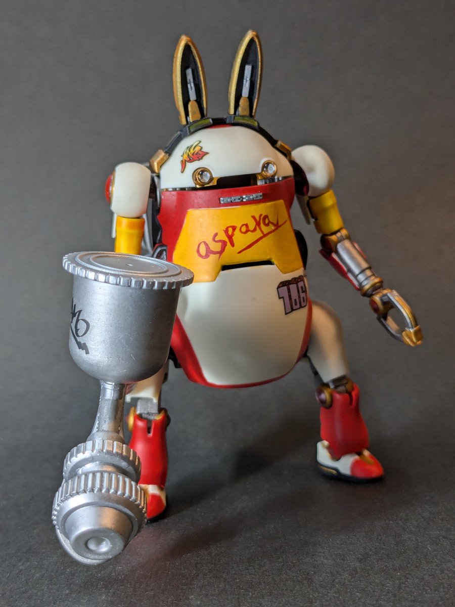 at_missing's tweet photo. 改めて。完成です。
連休中に仕上がって良かった。
1/35メカトロウィーゴあにまるで、何とか遊んでみたくって。
相変わらず私に「Kawaii」の才能は無い。
もっとポップに作りたかったんだけど、何かスポンサーついたレースカーみたいになった。
続きます。
#メカトロウィーゴ 
#プラモデルライフ https://t.co/GCKYtemTkm