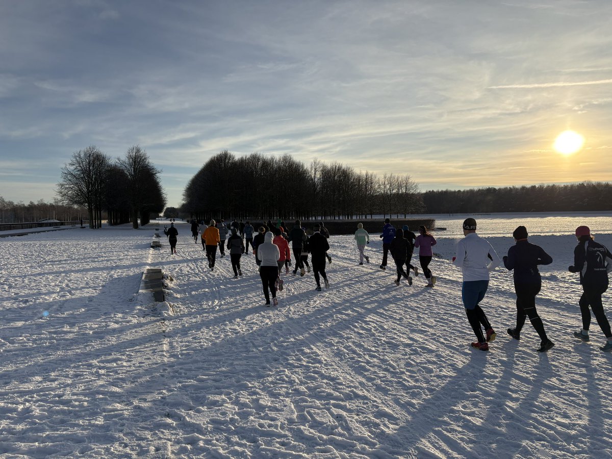 riemerparkrun's tweet photo. Event number 193 ❄️
04/01/2025 🗓 
39 finishers 👏
195km run, jogged or walked 🏃‍♀️🏃‍♂️🚶
11 volunteers 🙌
5 first timers at Riemer Park 🌳
1 new PB 🏅👊 💪
#parkrun #RiemerPark #Munich #5k https://t.co/VcikRfvh1H
