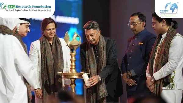 ESGChronicle's tweet photo. Sustainability in Action!

The Sustainability Thought Address and Global Change Makers Awards was a bold declaration:
Read more:https://t.co/Qul9jIZFKG

hashtag#PrithviAwards2025 hashtag#GlobalLeaders hashtag#SustainabilityVoices hashtag#ChangeMakersInAction hashtag#DubaiEvents https://t.co/hHyZnzSEjR