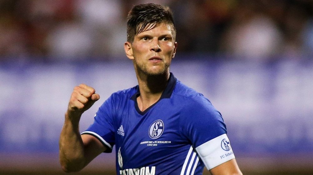 Ibarbo1904's tweet photo. 7 1/2 Jahre für Königsblau:
• 128 Tore 
• 36 Vorlagen 
• Torschützkönig 2011/12 in der Bundesliga 

Klaas-Jan Huntelaar apprecation post🔵⚪️ https://t.co/7ynp3NKC5k
