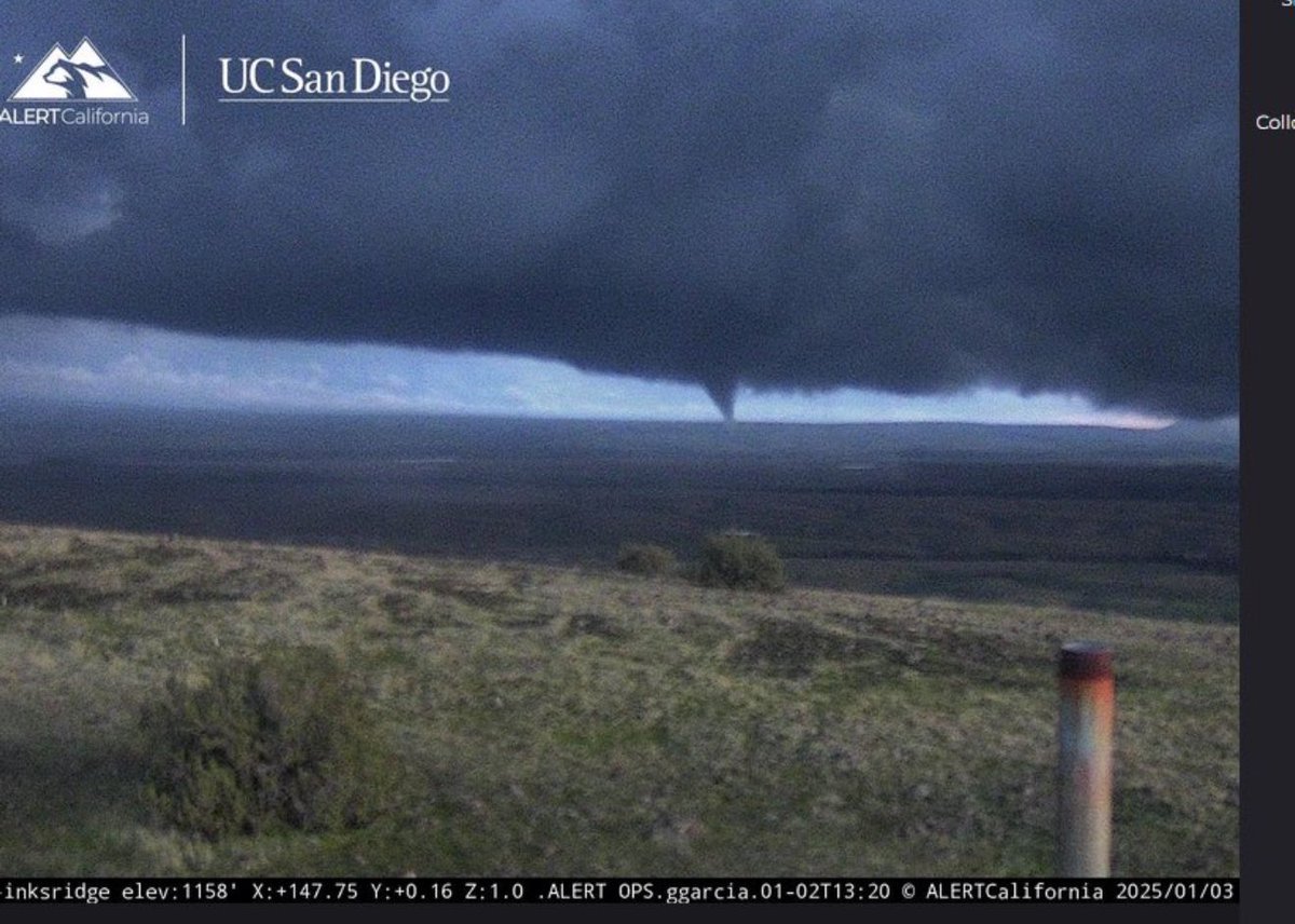 ReedTimmerUSA's tweet image. California is often the first on the board for tornadoes for a year, as they like to form beneath the cold core of big winter storms as moisture pumps N through the Sac Valley. You can wager on weather at @Kalshi if over 18 and responsible. Check it out: kalshi.com/markets/kxtorn…