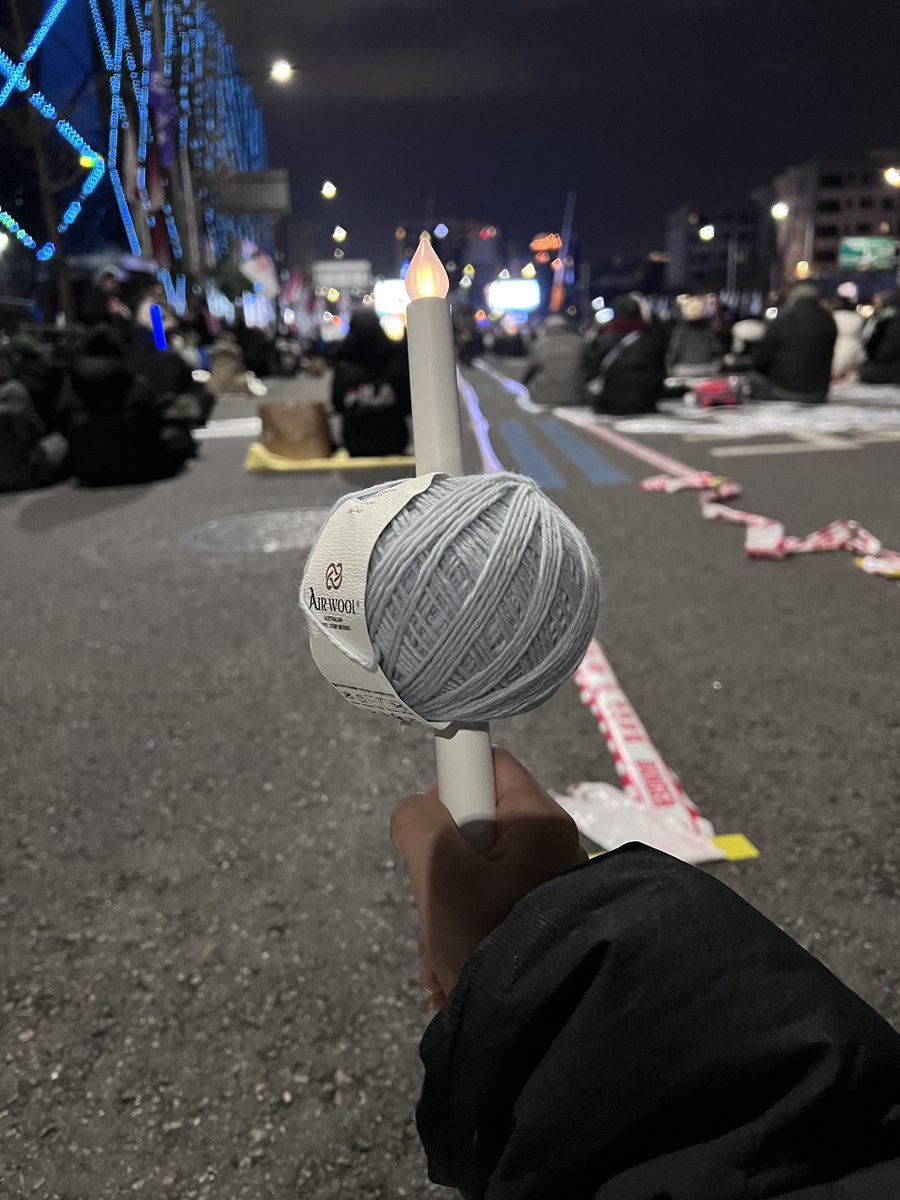 나한테 가장 소중한 거 가져옴