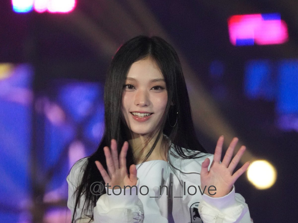 진짜무슨일이지 며칠지났다고 왜 벌써 스무살티가 나지