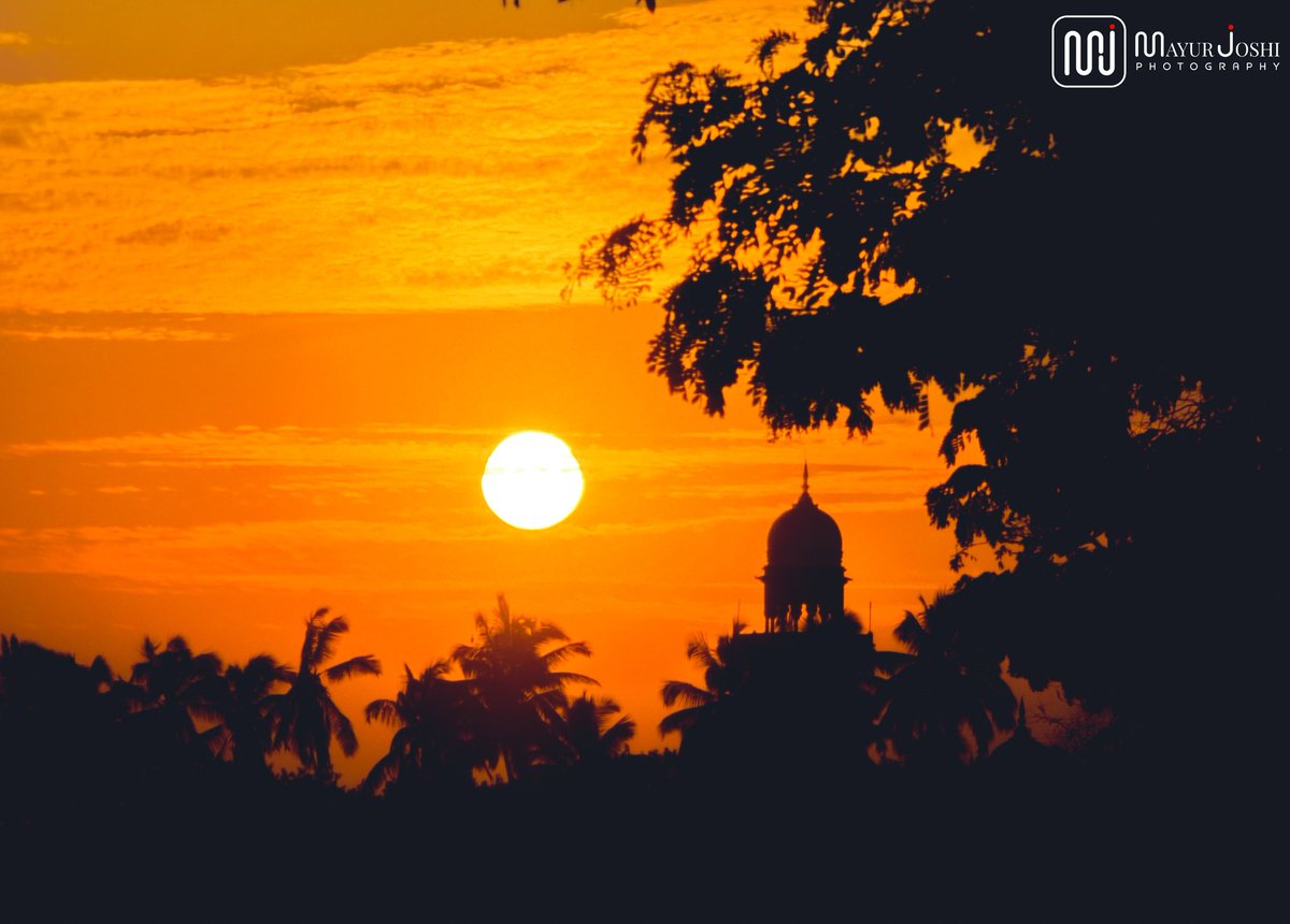 mayurjoshi999's tweet image. #रंकाळा
#कोल्हापूर स्पेशल 😍😍

#photpgraphy #PhotographyIsArt 
#sky #skycolour