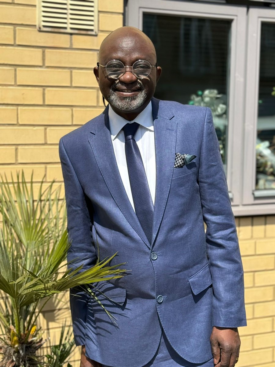 Happy New Year good people of #SouthBermondsey.Thank you for all your support since my first election in 2014 as your ⁦<a href="/SouthwarkLabour/">Southwark Labour</a>⁩ councillor. I pledge to continue to make #EveryLifeMatter in everything I do and I look forward to your continuing support. One Love ♥️