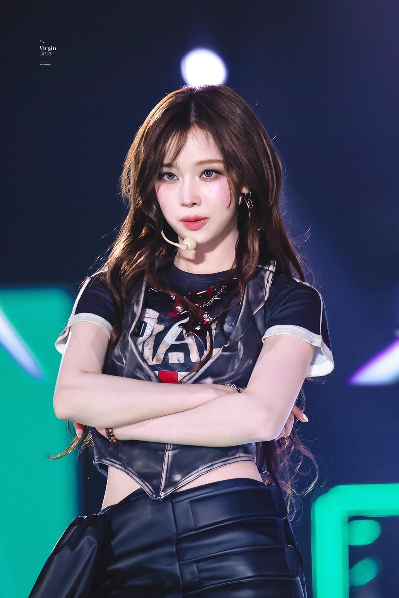 VirginSnow0101's tweet photo. 250104 GDA

#aespa #에스파 
#WINTER #윈터 https://t.co/QPxWU0F3bV
