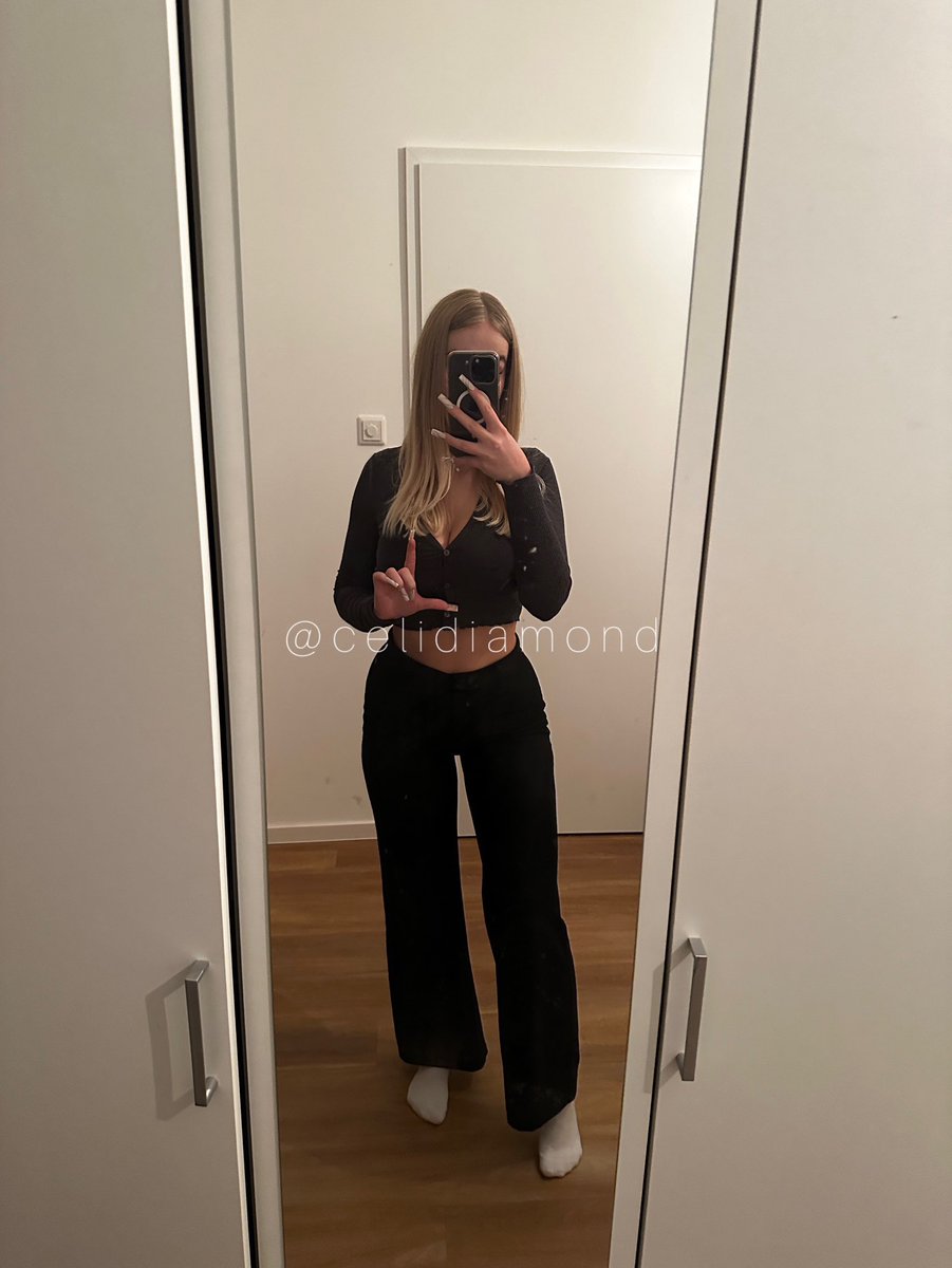 celidiamond's tweet photo. Dreckige Schlampen wie dich sende ich mit einem Arschtritt auf den Strich, um für mich Anschaffen zu gehen. Jede Minute deines Sklavenleben wird effektiv und effizient ausgeschöpft, um mehr Geld für mich zu schöpfen. Du bist eine Ressource ;) https://t.co/HaTcbDOTcA
