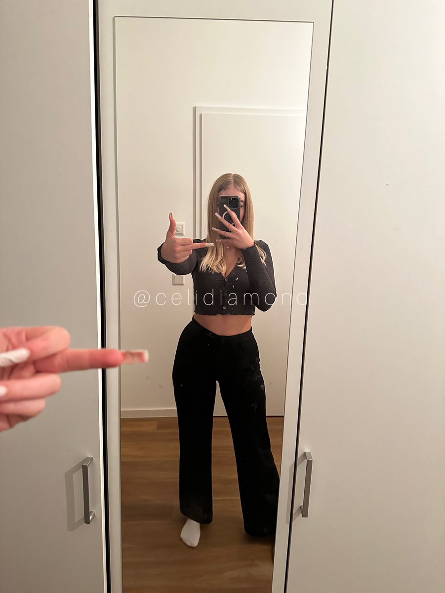 celidiamond's tweet photo. Dreckige Schlampen wie dich sende ich mit einem Arschtritt auf den Strich, um für mich Anschaffen zu gehen. Jede Minute deines Sklavenleben wird effektiv und effizient ausgeschöpft, um mehr Geld für mich zu schöpfen. Du bist eine Ressource ;) https://t.co/HaTcbDOTcA