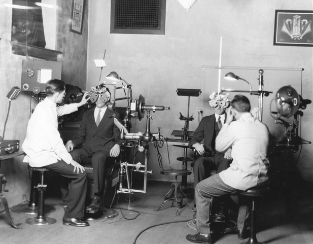 OhioState's tweet photo. Classrooms change, but an Ohio State education is timeless. ❤️📚

📸: @BuckeyeHistory https://t.co/GD2Bp1eLYG