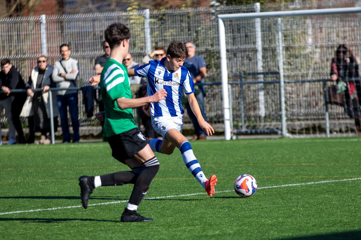 LengokoakKE's tweet photo. 🏆 Final del TROFEO CÉSAR BENITO

⚔️ @realsociedad 1 🆚 0 @perisocf 

📸 @photoberni 

#aupalengo #trofeocesarbenito https://t.co/uAHjfpbxy6