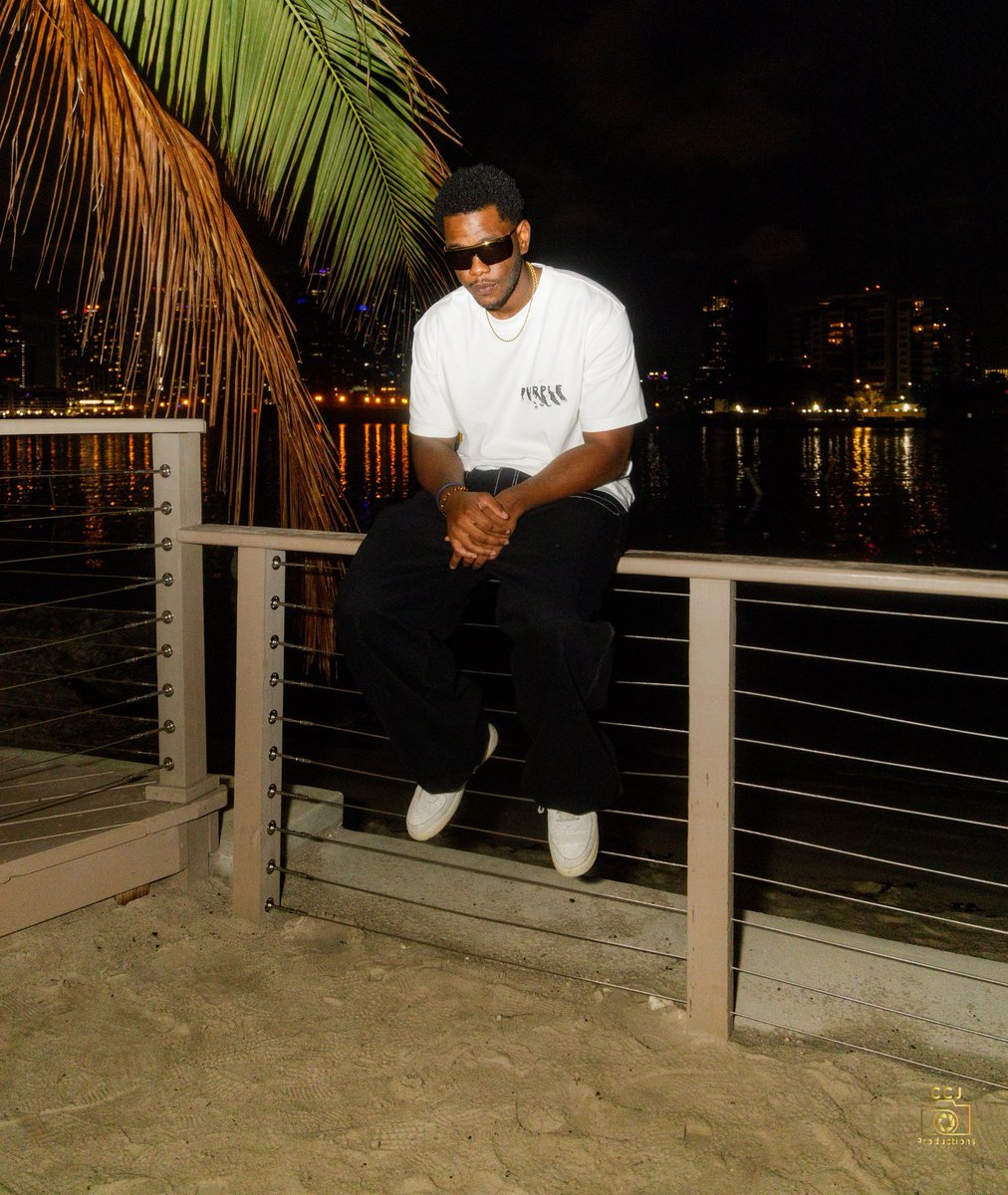 GabeIsGiant tweet media