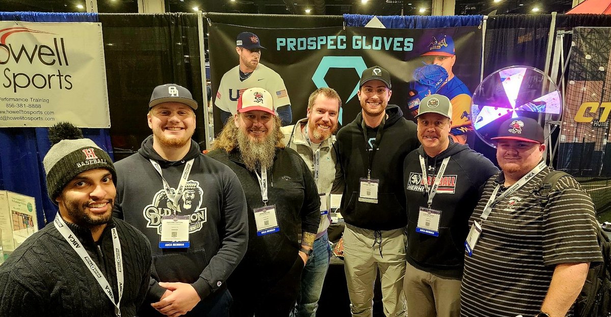 Great to see MILB/USA Baseball player and HHS Baseball alum <a href="/24AntonioM/">Antonio Menendez</a> with his <a href="/ProSpecGloves/">ProSpec Gloves</a> at <a href="/ABCA1945/">ABCA</a>