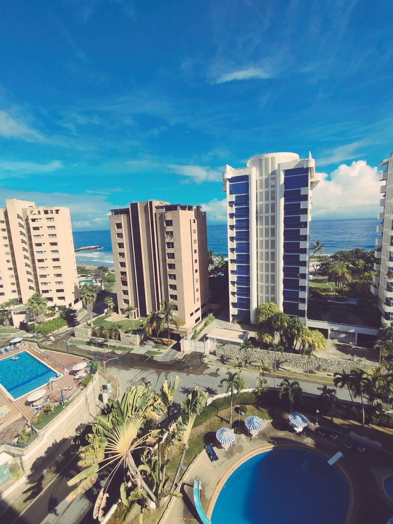 Relax in La Guaira, Venezuela 
#LaGuaira #Venezuela #Playa #Mar #Sol #Arena #familytime #GoodVibes