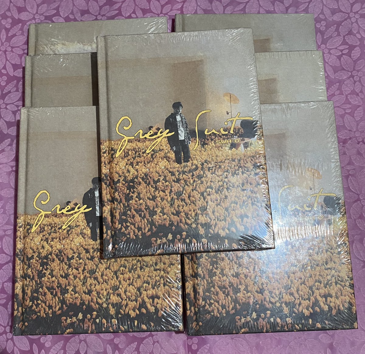 chinggubukidnon's tweet photo. WTS LFB / Help rt
(PH ONHAND)

📍EXO SUHO GREY SUIT SEALED ALBUM

Price: 165 each

PF: 15-20
MOP: Gcash (PAYO or installment for 5days)
MOD: Flash Express

‼️DM TO ORDER‼️

- dm to check the item first
FB: Chinggu Bukidnon
Tiktok: chinggubukidnon

#EXO #suho #greysuit https://t.co/H9TSd70Nds