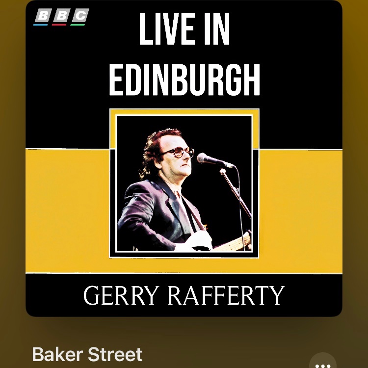 ryunosuke_h's tweet photo. この曲は僕の #心のベスト10 入りしてるくらい好きな曲🎵
#Nowplaying
Baker Street -
Gerry Rafferty
(Live in Edinburgh: Playhouse Theatre, Edinburgh, February 25, 1993)
#GerryRafferty #90s #SSW #atthebeeb #PlayhouseTheatre #1993 #霧のベイカー街 #米花町 #AT40 #カラオケで唄いたい https://t.co/h4ElECsKev