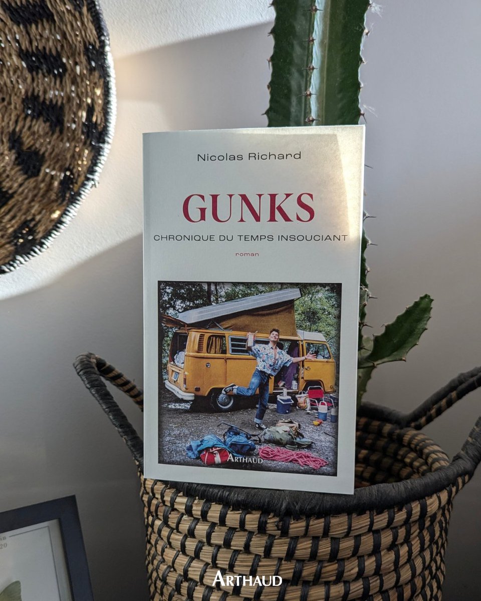 [Gunks] 🧗‍♂️
Le roman de Nicolas Richard nous embarque dans une expédition d’escalade au coeur des Appalaches, où trois grimpeurs affrontent défis physiques et luttes intérieures, sur fond de paysages époustouflants. 📖
En librairie ! ➡ bit.ly/4iPHl6R