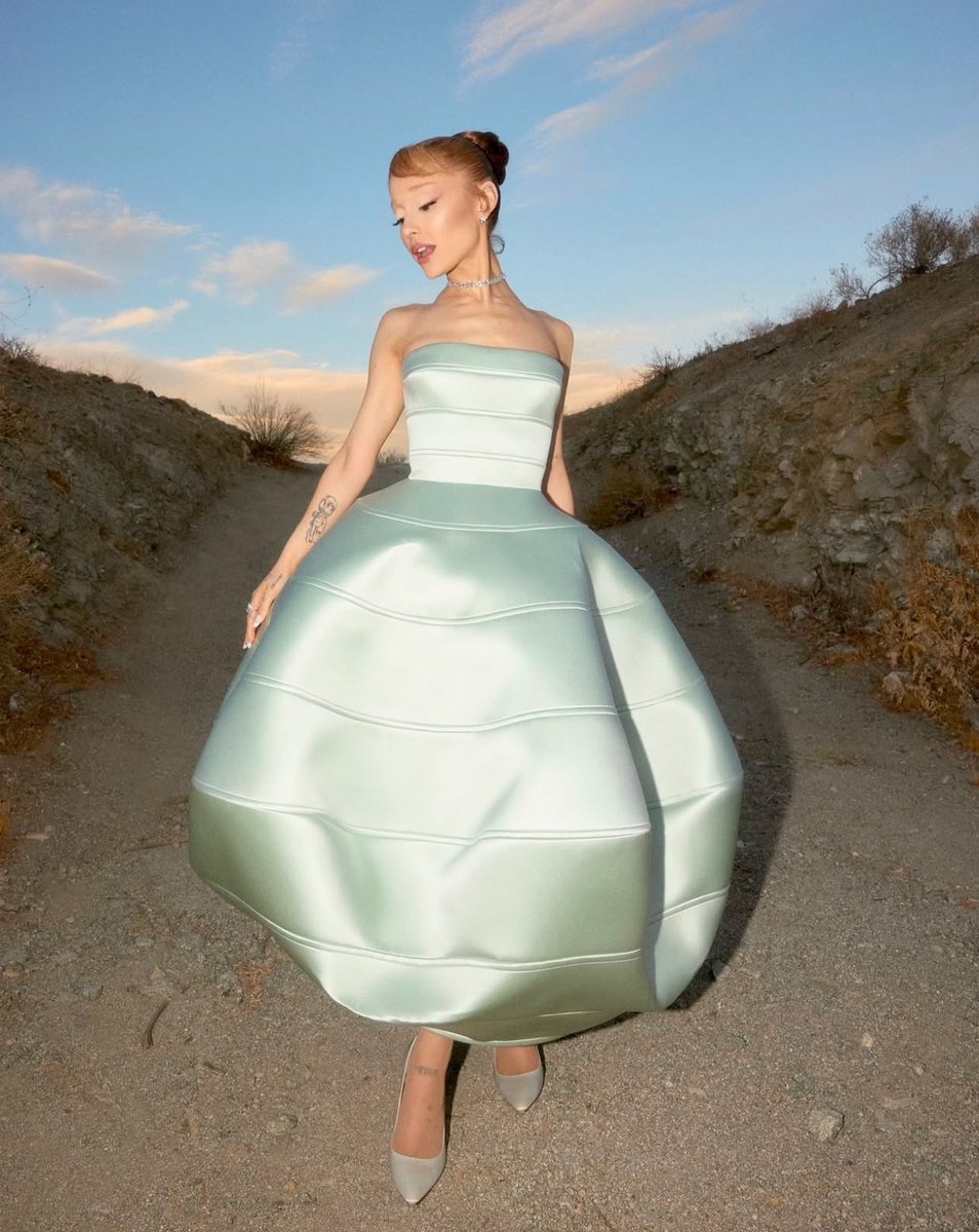 Ariana Grande stuns for the Palm Springs International Film Festival Awards Ariana Grande stuns for the Palm Springs International Film Festival Awards