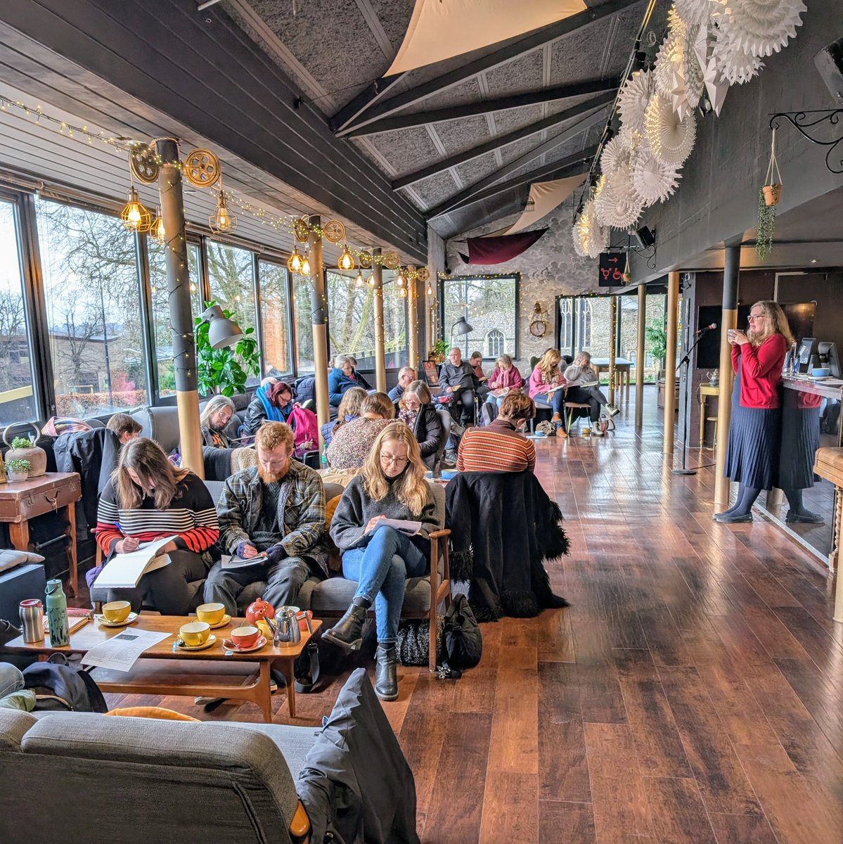 WolseyWriters's tweet image. And the Biggest Thank You of all today to @AudioAndrea @UOSEnglish for guiding us through Shakespeare&apos;s most topsy-turvy play. So many superb and unexpected responses🙃

Happy New Year to all Writers and Artists in Suffolk #creativewritingcommunity 2/2