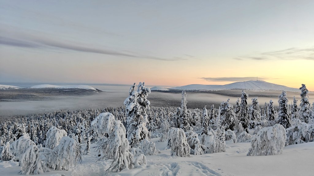 #äkäslompolo J-1...