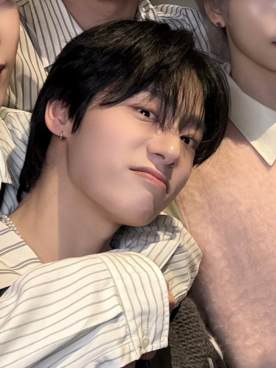 환웅이 표정변화 너무 귀엽잖아

#원어스 #ONEUS #환웅 #HWANWOONG