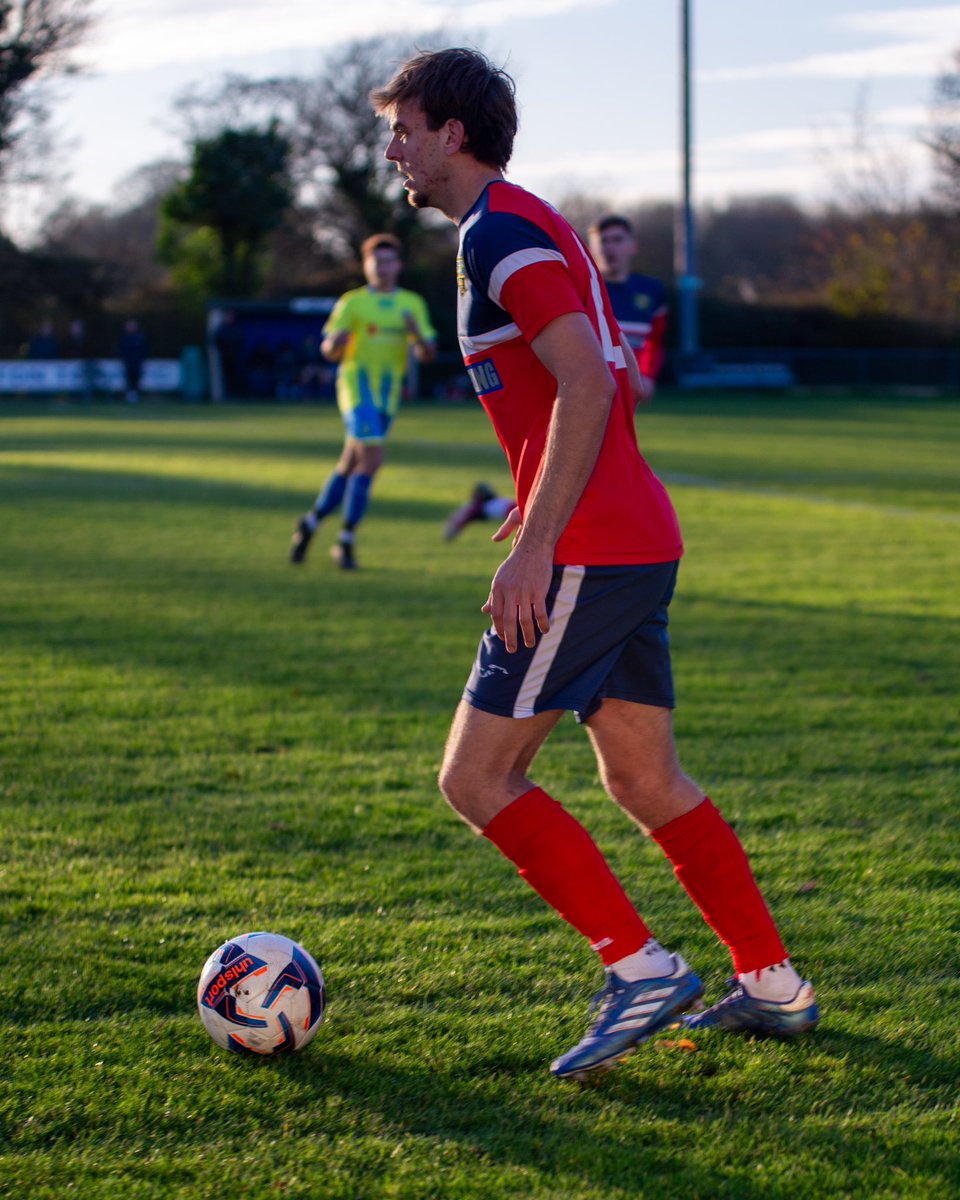 On his final appearance for the Brickmakers, Louis Moore came off the bench to assist our third goal. Good luck on your travels, thank you for all your efforts, we hope to see you back in a New Milton Town shirt again one day! ❤️ #ThankYouLouis