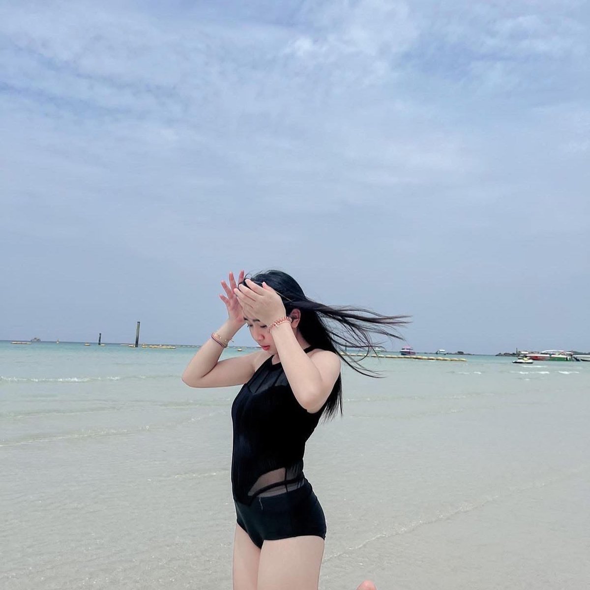 FghFgg153527's tweet photo. น้องๆทางบ้าน ยากเจอรุม ทำอย่างไรดีครับ นัดสวิงดีไม่ครับ น้องเขาไม่เคยนะครับFWB ความลับ ด้ามืดนะ https://t.co/i5kysk20zR