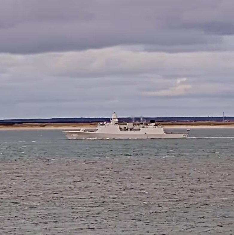 WarshipCam's tweet photo. Royal Netherlands Navy De Zeven Provincien-class frigate HNLMS Tromp (F803) leaving Den Helder, Netherlands - January 4, 2025 #hnlmstromp #f803

SRC: webcam https://t.co/wMZO8QPItl