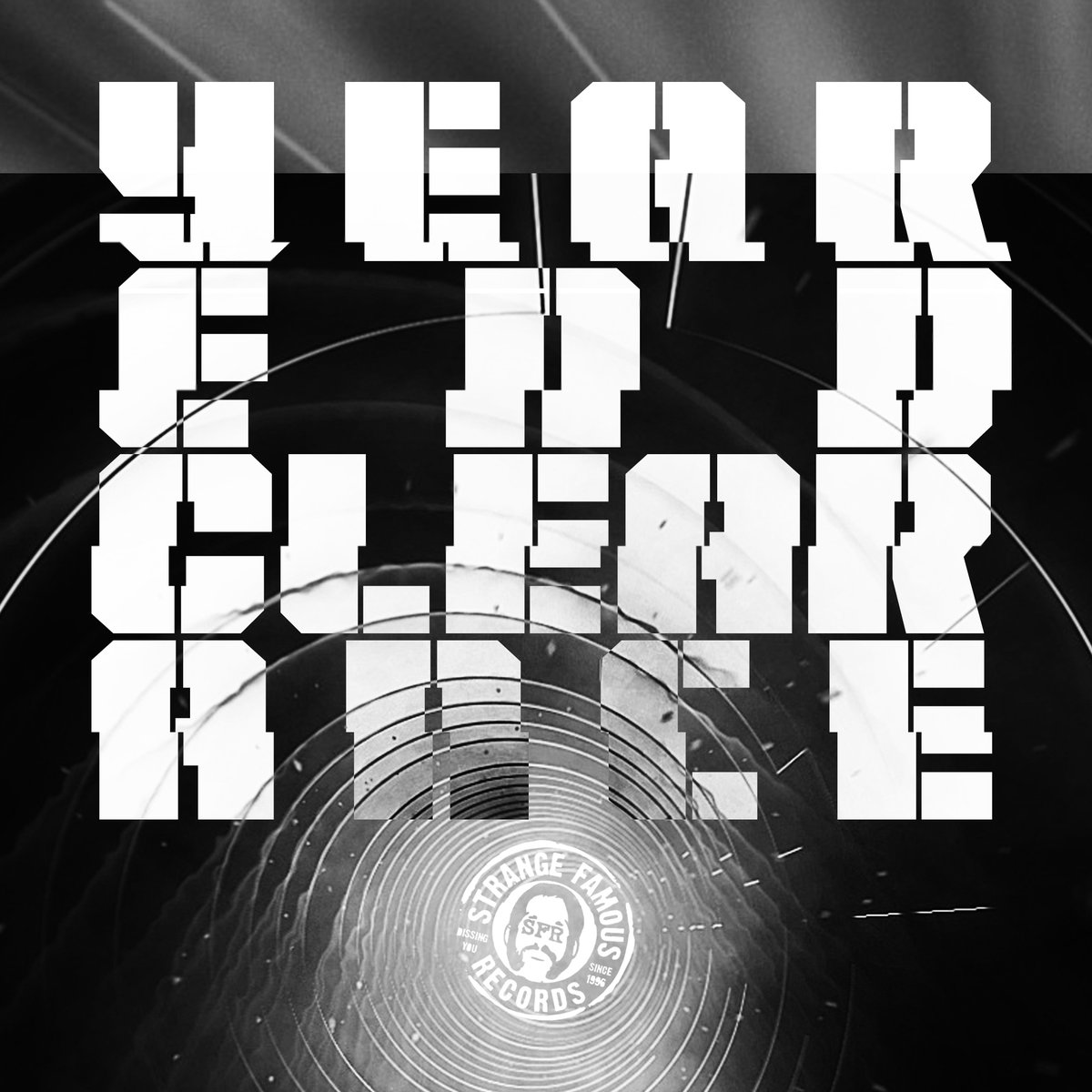 SFRupdates's tweet photo. ๐จ LAST WEEKEND!
The SFR #YearEndClearance has been extended
- thru Jan 5 @ 11:59pm EST, take 30% OFF EVERYTHING!
#ICYMI:
๐ฅ The ULTIMATE #VINYL PACK!
https://t.co/TJMpCDEh50
๐ฅDeep-discounted slightly-irregular @SageFrancis #AHealthyDistrust Hoodies!
https://t.co/Wm80wJVNI3 https://t.co/EyqD3cRseA