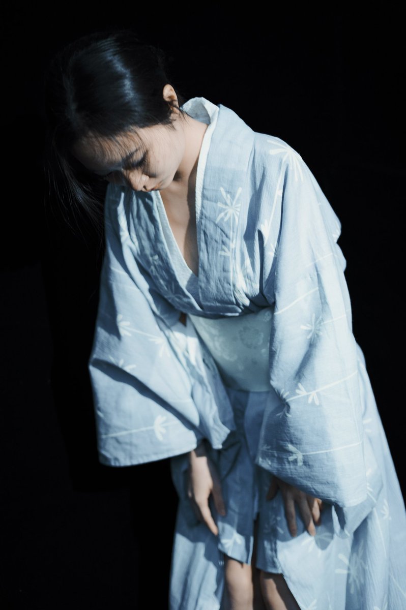 以前拍了很多和服，发现怎么拍都很出片，现在工作室还有一些汉服，有想创作的吗
📷:@epiphone2006 
投稿:@Fengsiyuan @007share @tbzt2024 @wqganenshi_ https://t.co/1tZybWicQM