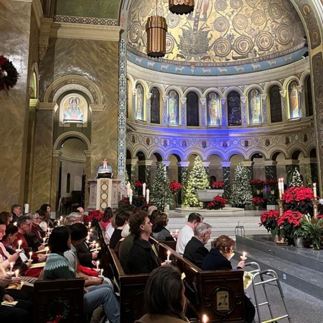 StClement's tweet photo. Weโre so grateful to have celebrated Christmas with 3,101 people at Saint Clement! Thank you for filling our parish with joy and faith. May the peace and hope of Christ continue to guide us into the new year! ๐โจ #ChristmasRecap #happynewyear https://t.co/pGVVZmikKE