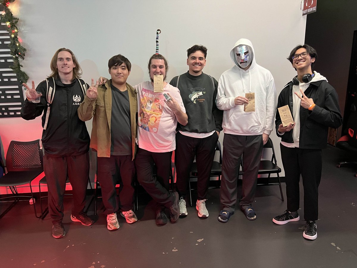 Congrats to Joe Budden for taking this week's #SoCalColossum #TEKKEN8 tournament!

🥇 <a href="/JoeBudden/">Joe Budden</a>
🥈 <a href="/TekkenGeno/">ImBad | Geno</a>
🥉 <a href="/Kaplurf/">Dan</a>
4️⃣ <a href="/GaryVonAwesome/">VonAwesome</a>
5️⃣ <a href="/inoukim/">Inou</a> / <a href="/J8A92316/">J8A - Julian Ochoa</a>